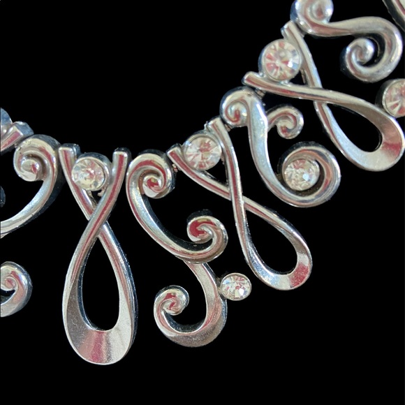 Swirls & Stones Statement Necklace and Earring Set - Picture 5 of 5